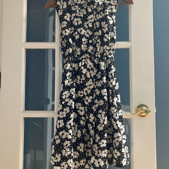 Navy Dress with flower patter - Picture 1 of 5